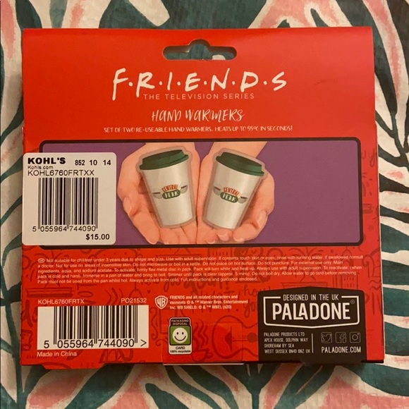 Set of 2 Friends Re-usable Hand Warmers Central Perk Cups Cute Novelty Gift NWT - Picture 3 of 4